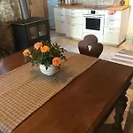 Getreidekasten Auf Einer Lamafarm Vakantiehuis Oberndorf an der Melk