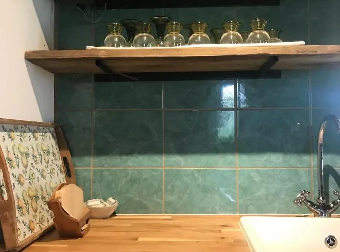 Getreidekasten Auf Einer Lamafarm Дом отдыха